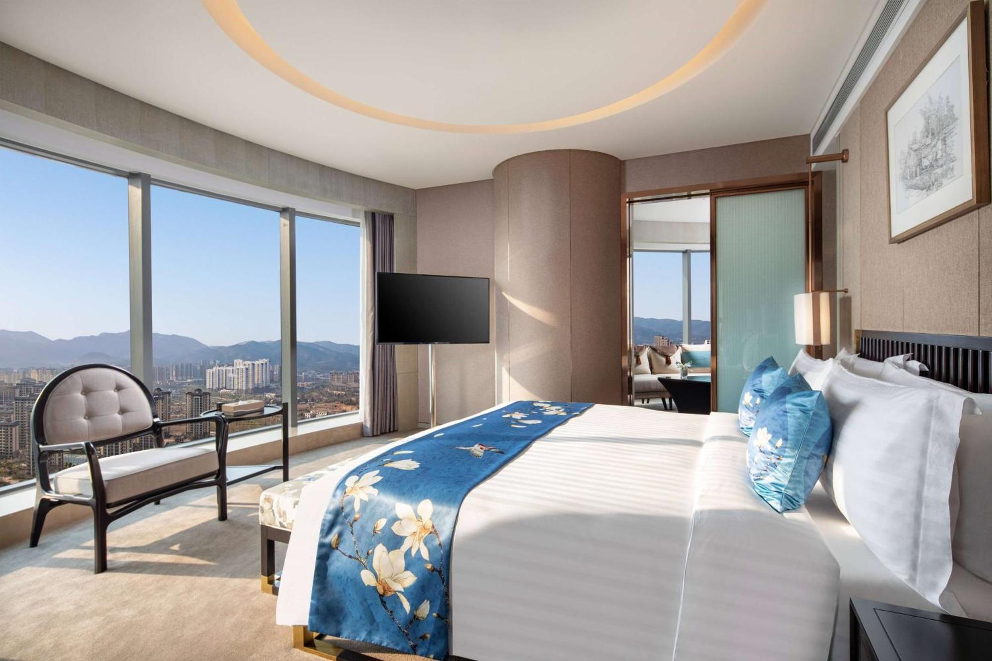 Kunming Huiyue Wyndham Hotel Экстерьер фото