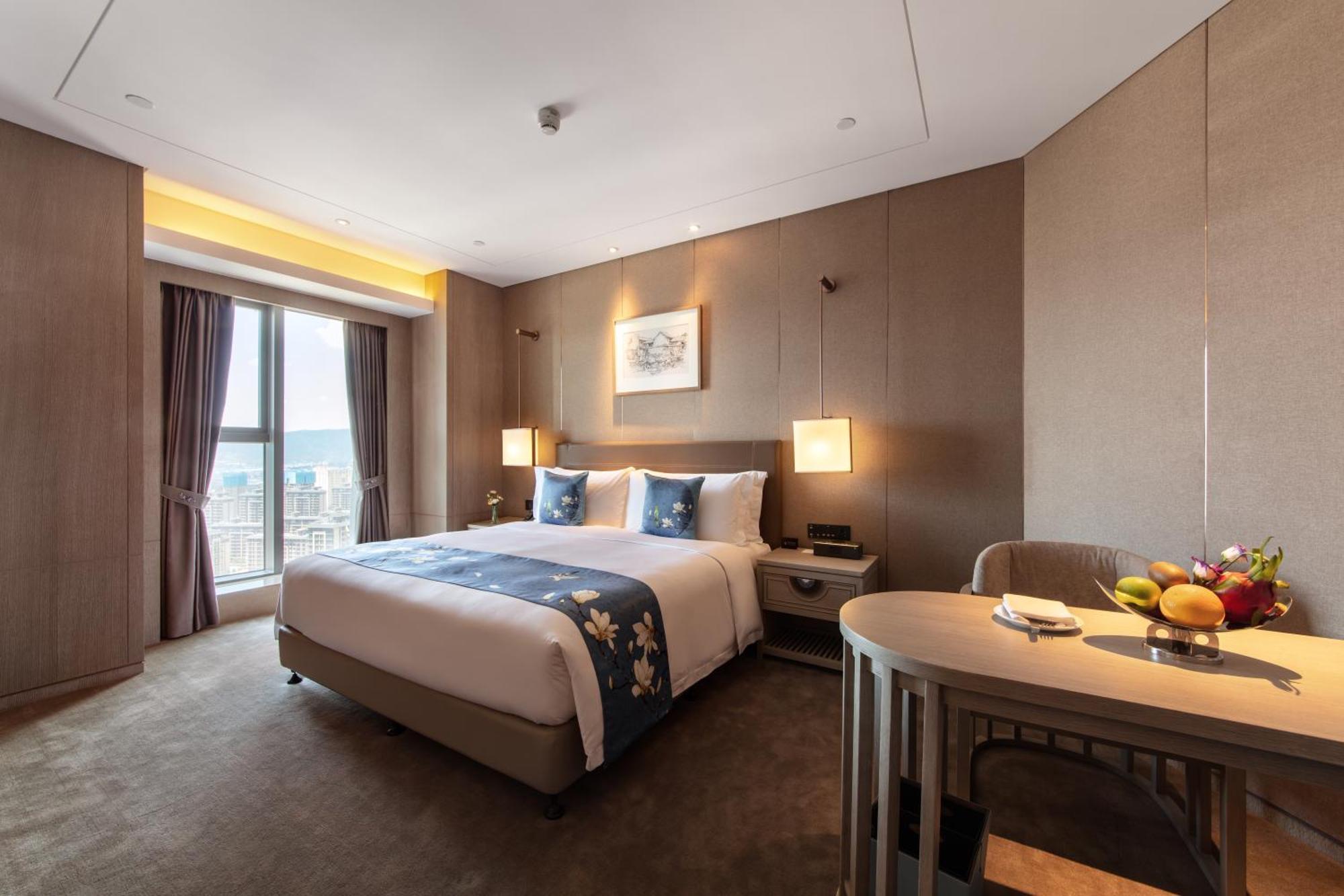 Kunming Huiyue Wyndham Hotel Экстерьер фото